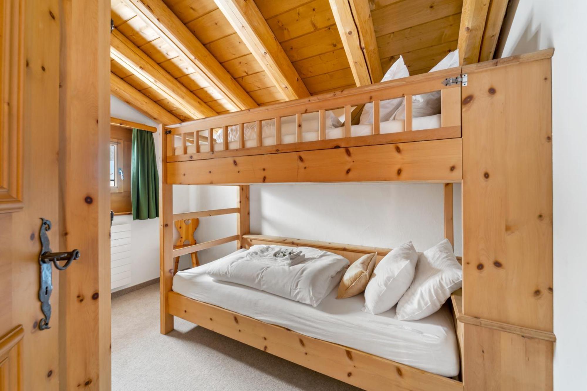 Chalet St Moritz Madulain エクステリア 写真